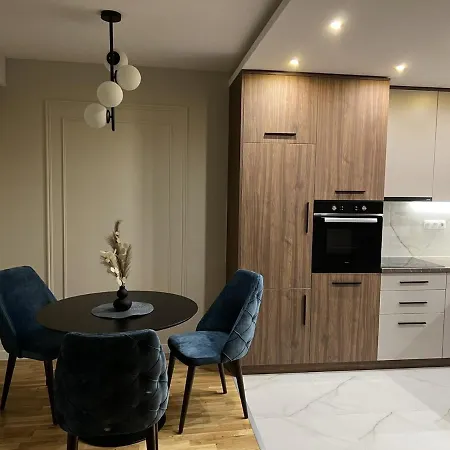 Lilly Lux Apartment Bijeljina Exterior photo
