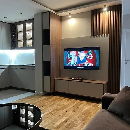 Lilly Lux Apartment Bijeljina Exterior photo