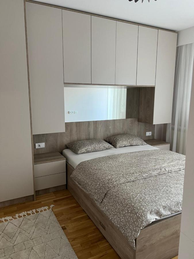 Lilly Lux Apartment *